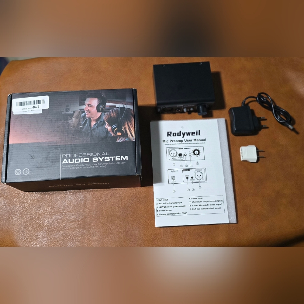 Microphone pre amp gain booster